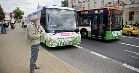 Autobusy miejskie będą częściowo zasilane energią słoneczną
