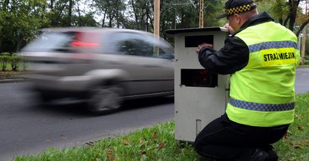 Straż miejska i gminna bez fotoradarów