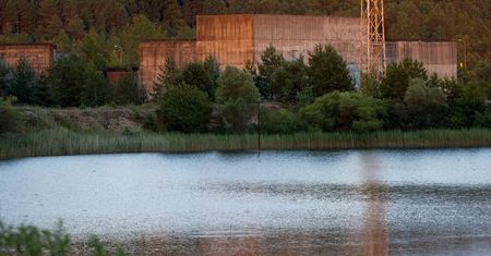 Elektrownia atomowa musi powstać. Tchórzewski: "nie ma alternatywy"