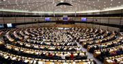 La Repubblica: eurosceptycy oszukiwali Parlament Europejski