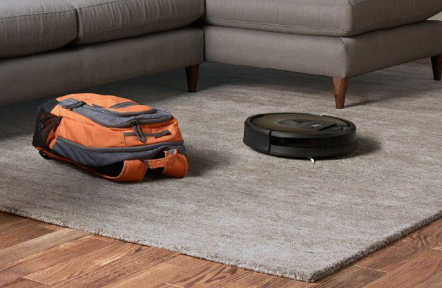 Nowy robot sprzątający iRobot Roomba 980 z mnóstwem inteligentnych czujników