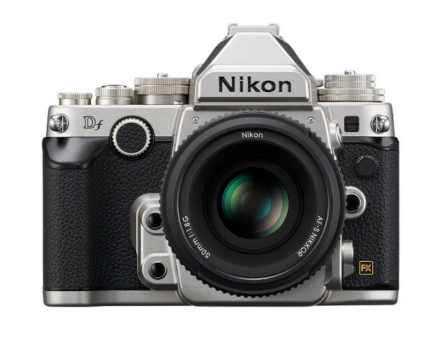 Pełnoklatkowa lustrzanka Nikon Df. Styl retro powraca