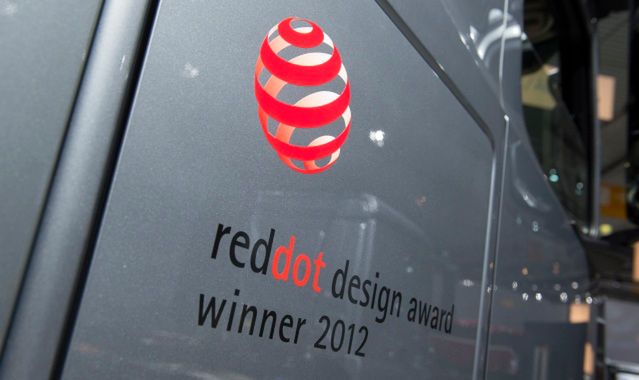 Mercedes Actros laureatem nagrody "Red Dot Design"
