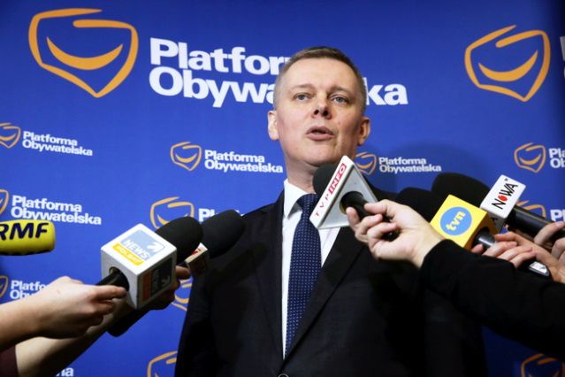 Tomasz Siemoniak: po słowach Antoniego Macierewicza powinniśmy wykręcić numer 112