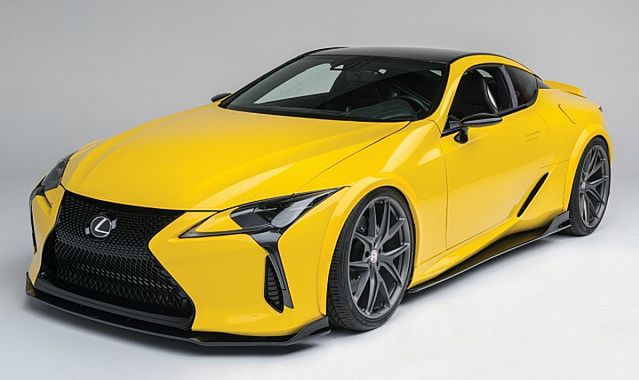 525-konny Lexus LC 500 na targach SEMA