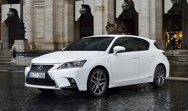 Lexus CT z szeregiem nowości na rok modelowy 2017