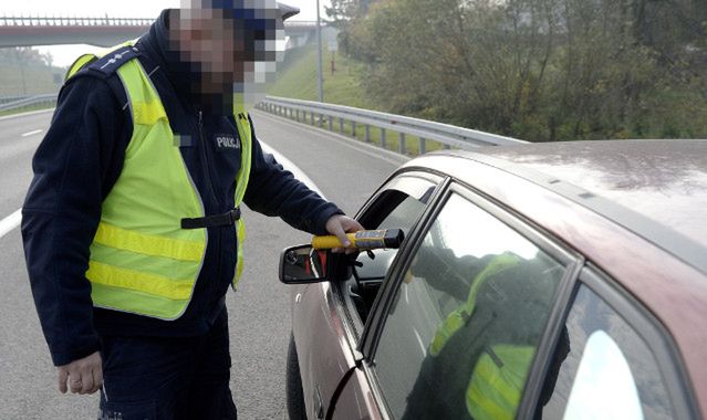 Łapówki odchodzą do lamusa?