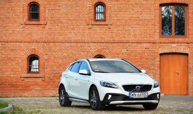 Volvo V40 Cross Country T3: kompakt na nierówne drogi