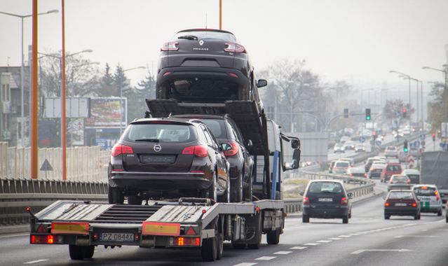 Samochód w firmie. Jak odliczyć VAT