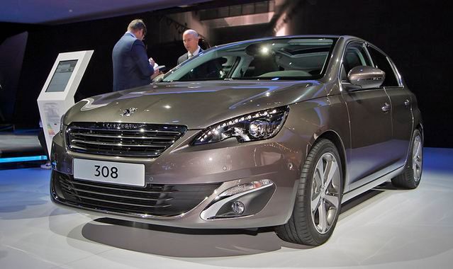 Peugeot 308: walka trwa