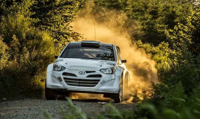 Pierwsze szutrowe testy Hyundaia i20 WRC