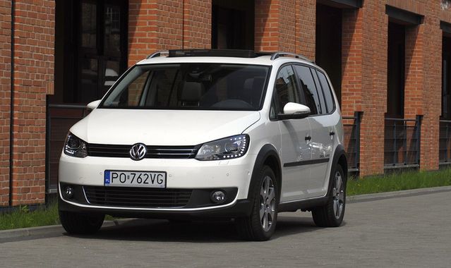 VW Cross Touran: poprawny w każdym calu