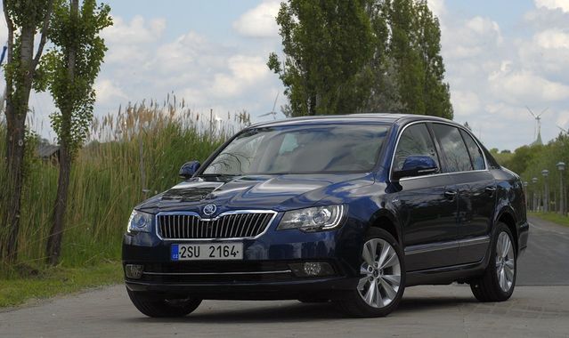 Skoda Superb: flagowa Czeszka u kosmetyczki