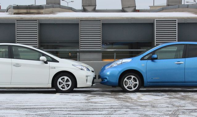 Nissan Leaf i Toyota Prius Plug-in: jazda przyszłości