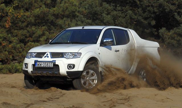 Mitsubishi L200 Dakar: wół roboczy w garniturze