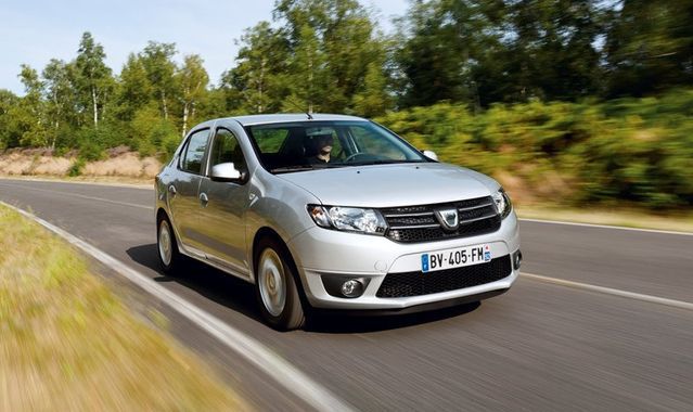 Dacia Logan Samochodem Roku 2013 w Rumunii