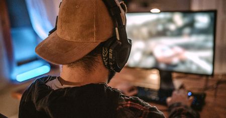 Rosyjska dezinformacja celuje w graczy. Gra z propagandą na Steamie