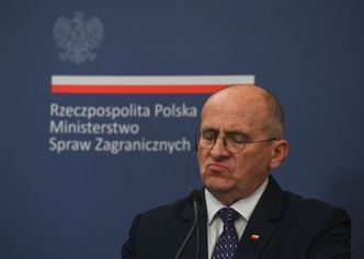 Premie i nagrody w MSZ. "Nigdy przedtem nie było takiego obciążenia"