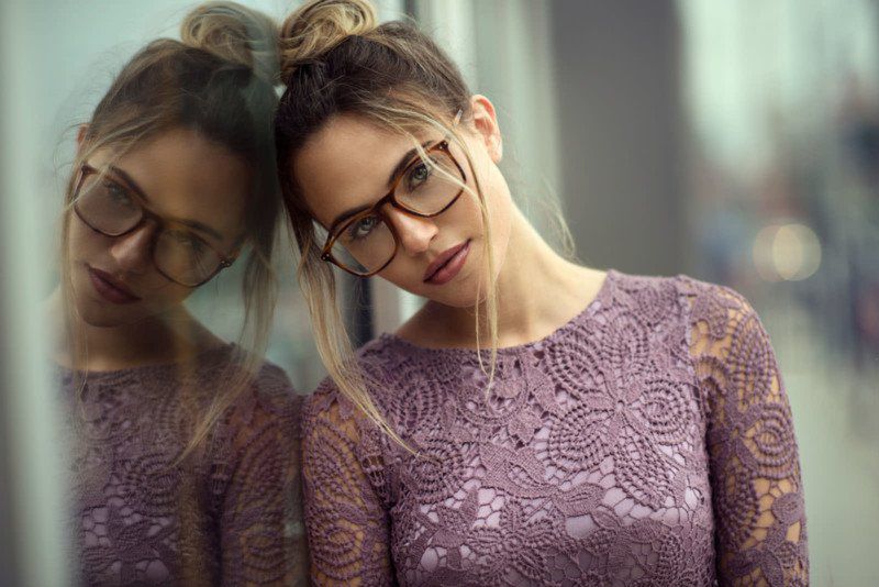 Czterech świetnych fotografów z Nowego Jorku robiło zdjęcia jednej modelce. Jesteście ciekawi jak im poszło? 7
