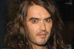 Russell Brand zachowuje się jak gej