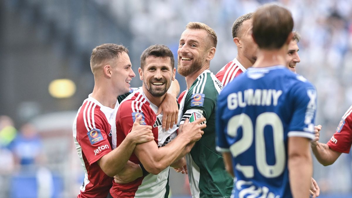 PAP / Jakub Kaczmarczyk / Na zdjęciu: Legia Warszawa zdobyła Superpuchar