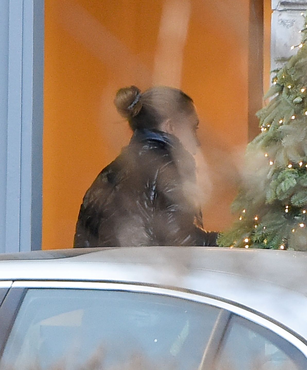 Karolina Ferenstein parkuje na zakazie auto za pół miliona