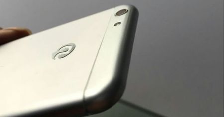 iPhone 6 z Androidem? Nie, to tylko Dakele 3