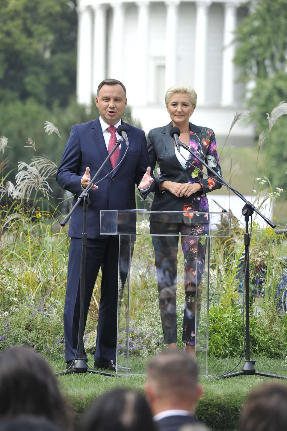 Andrzej Duda z Agata Dudą -  Narodowe Czytanie 2018. „Przedwiośnie” w Ogrodzie Saskim w Warszawie