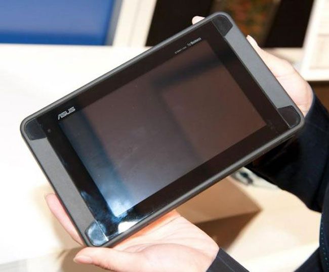 ASUS TOUGH - wytrzymały tablet w japońskim KDDI 2