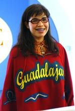 America Ferrera jako Betty w całej okazałości