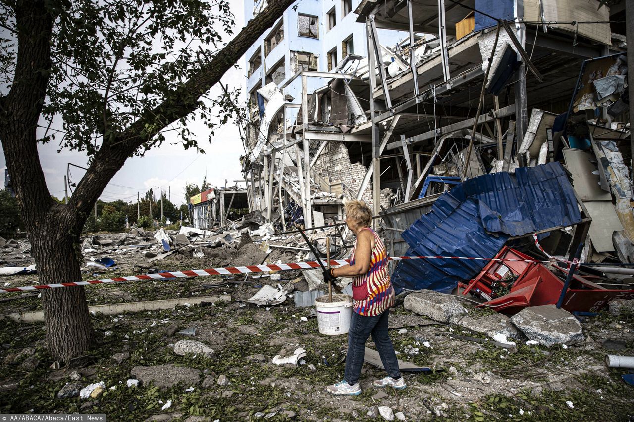 Wojna w Ukrainie trwa. Amnesty International twierdzi, że wojska ukraińskie doprowadzają do śmierci cywili