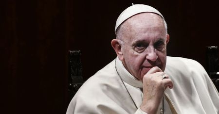 Żonaty ksiądz? Papież rozważa taką opcję