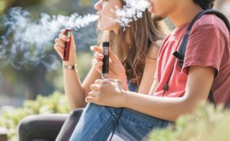 Zakaz sprzedaży jednorazowych e-papierosów. Projekt przyspiesza