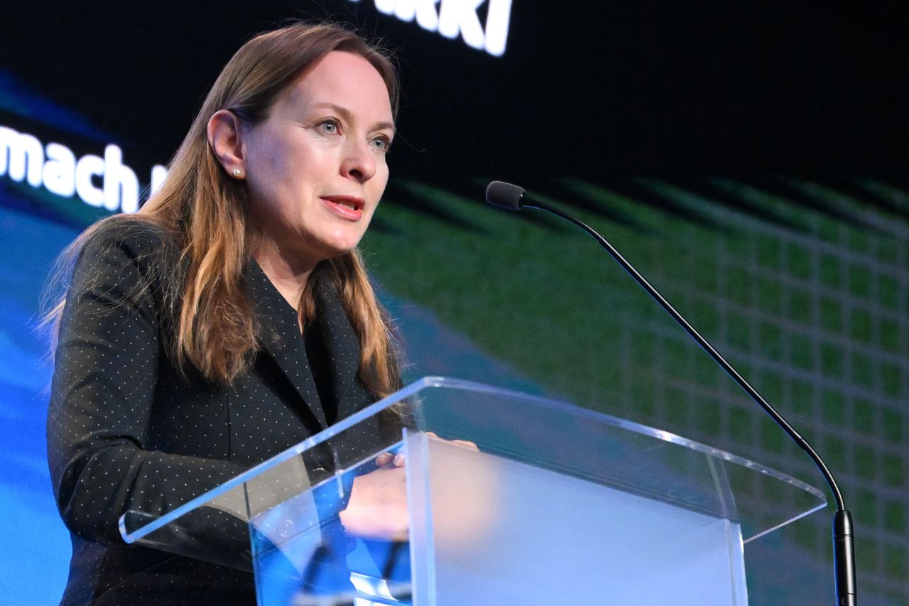 PGE traci na giełdzie, ale zyskuje miliardy z KPO