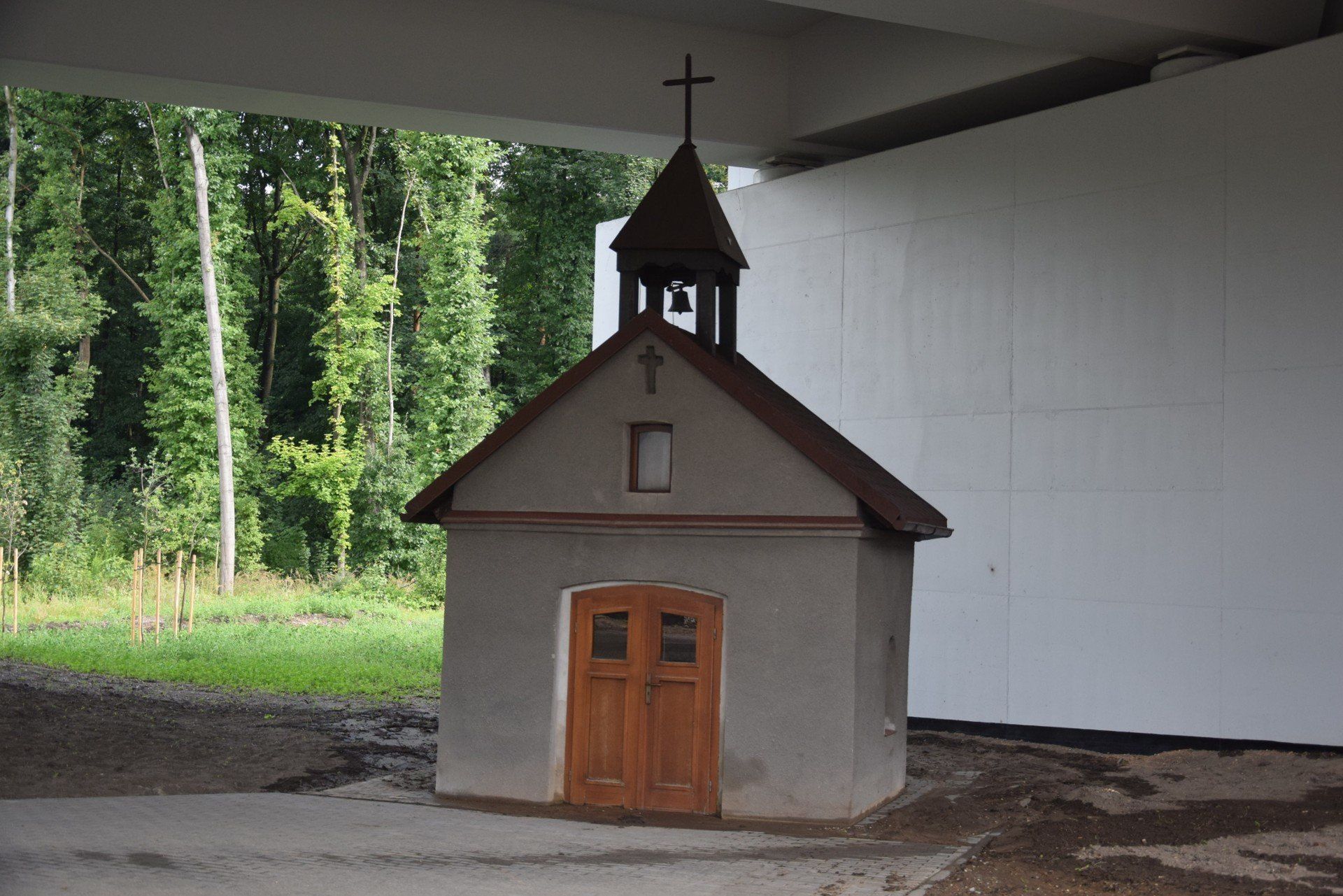 Nad kapliczką w Rybniku wybudowano wiadukt