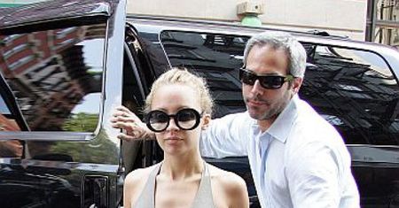 Nicole Richie ma piersi!