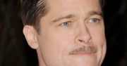 Brad Pitt broni swoich wąsów!