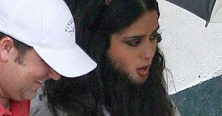 Salma Hayek z brodą!