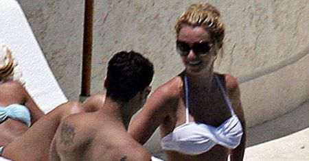 Britney podrywa faceta?