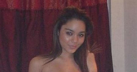 Naga Vanessa Hudgens