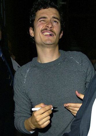 Orlando Bloom z wąsikiem