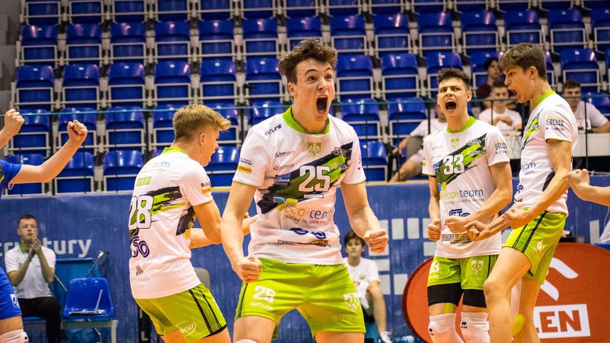 Materiały prasowe / Polska Siatkówka / Marek Żyńczak / Na zdjęciu: zawodnicy Eco-Team AZS Stolzle Częstochowa