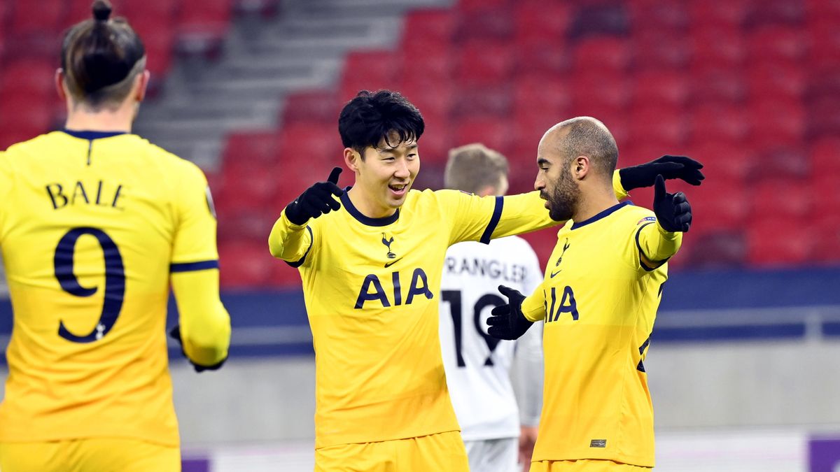 PAP/EPA / Tamas Kovacs / Na zdjęciu: piłkarze Tottenhamu Hotspur