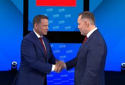 Tak wyglądało przywitanie. Ciepły gest kandydatów