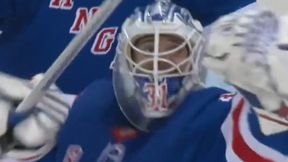 Pierwszy raz w historii. Bramkarz z golem w NHL
