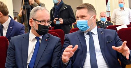 Niedzielski ostro o decyzji Czarnka ws. kurator Nowak. "Potrzeba przypodobania się krzyczącej grupie"