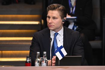 Szwecja wyśle myśliwce i okręty. Finlandia obawia się Rosji