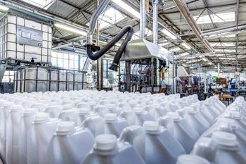 Seria ciosów w europejski przemysł. "Nie ma przestrzeni, by to przyjąć"