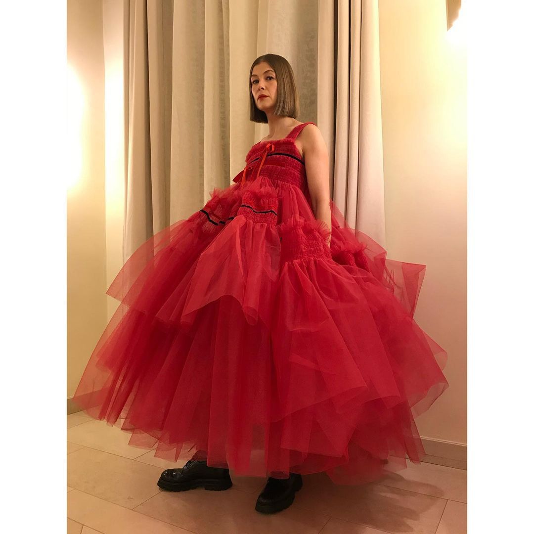 Rosamund Pike - Złote Globy 2021