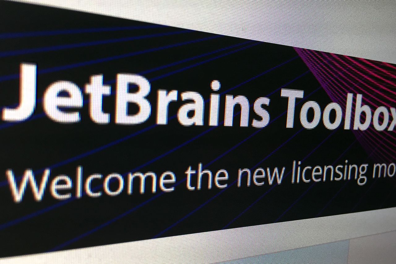 Nowa oferta JetBrains: duże zamieszanie, przeprosiny i subskrypcje na oprogramowanie